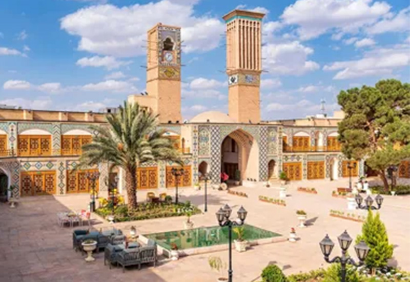 هتل بوتیک کاروانیکا کرمان